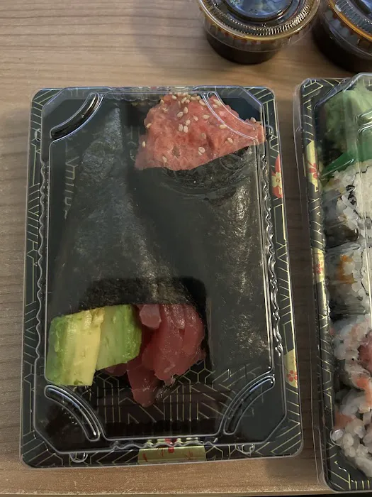 Taki Sushi Picture 8