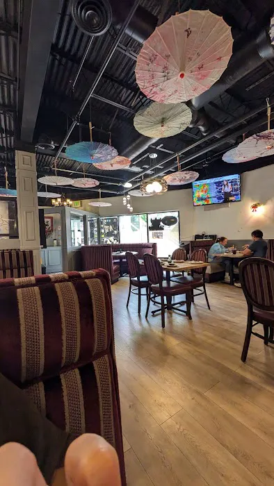 Hasu Sushi & Grill Picture 1