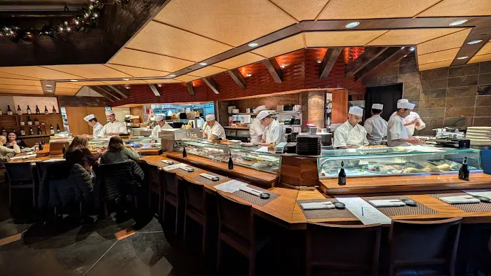 Sushi Den Picture 9