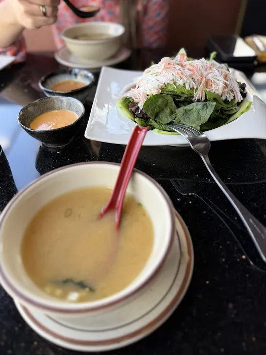 Sushi Harbor Picture 8