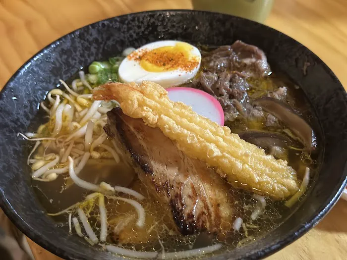 Sera's Ramen Enclave Picture 6