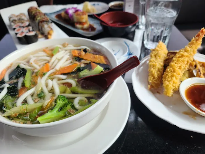 Shiso Sushi & Oyster Bar Picture 2
