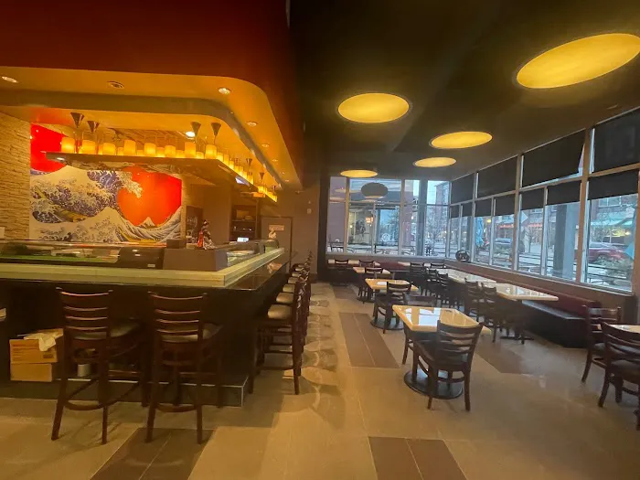 BlueFin Sushi Bar & Restaurant Picture 7