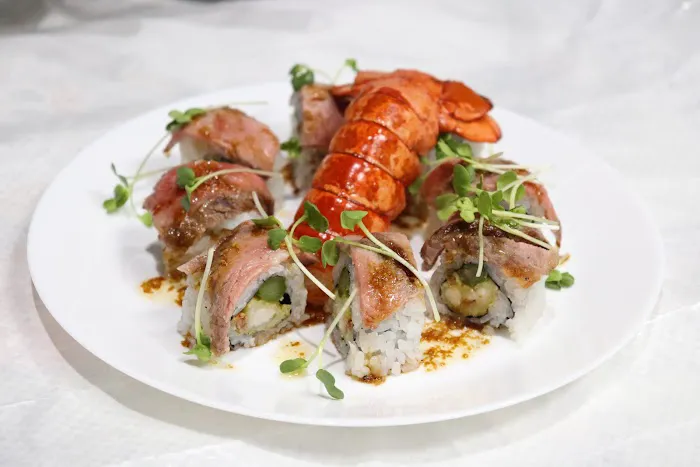 Menya Sushi Bar Picture 2