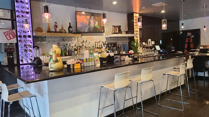 Mt. Fuji Japanese Sushi & Hibachi Restaurant Picture 4