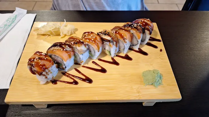 I Love Sushi & Poke Picture 5
