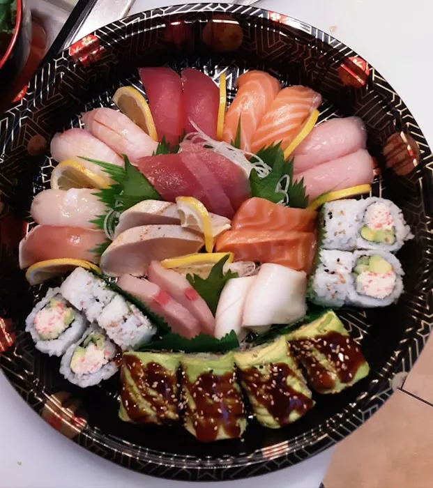 I Love Sushi & Poke Picture 7
