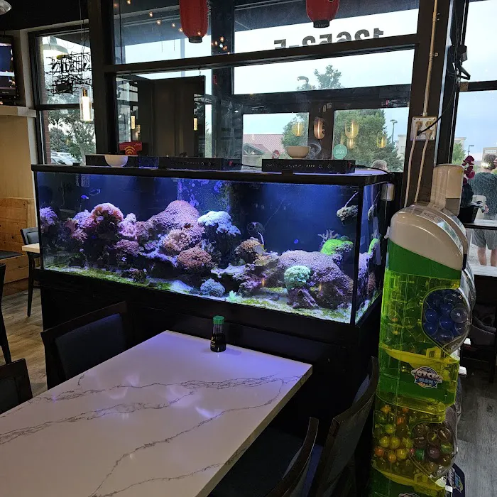 Okinawa Sushi Picture 5