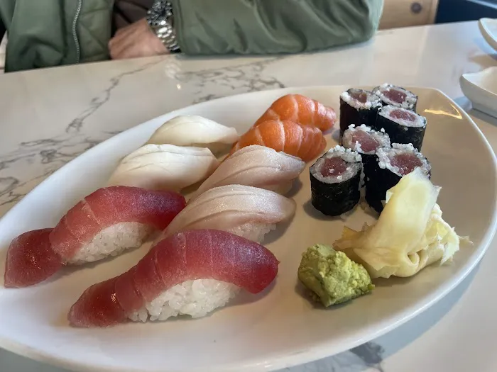 Okinawa Sushi Picture 3