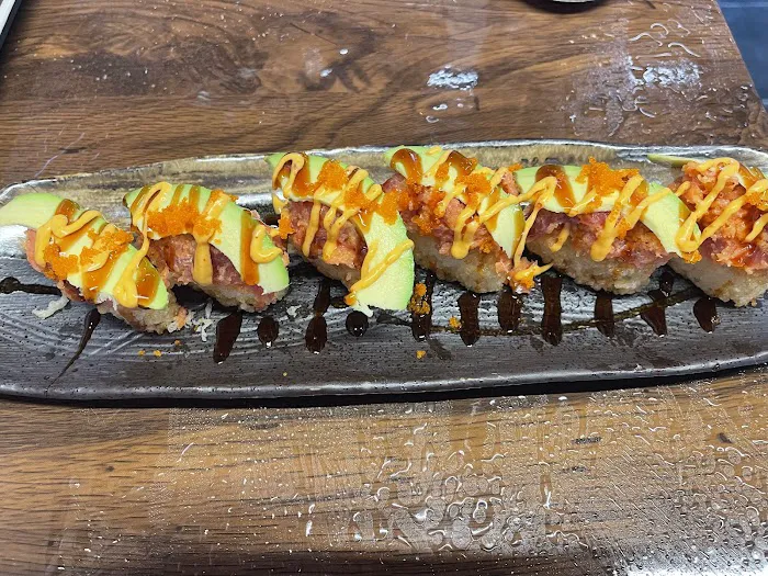Uni Sushi Picture 3
