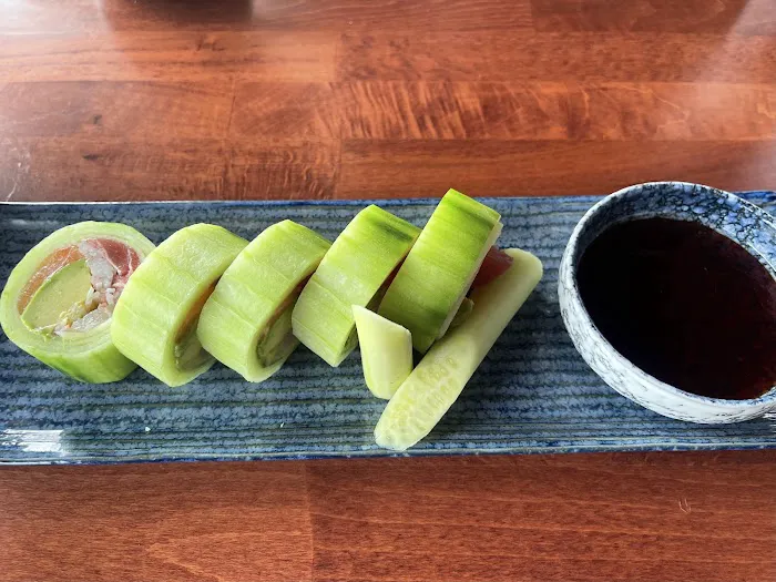 Uni Sushi Picture 9