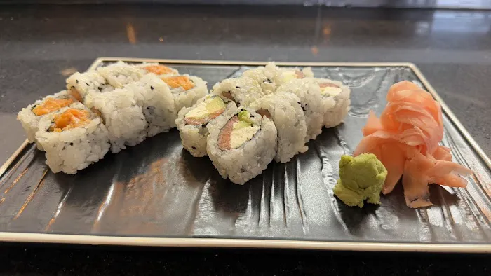 Uni Sushi Picture 2