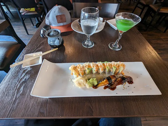 Okinawa sushi Picture 6