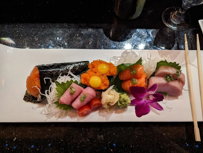 Okinawa sushi Picture 8
