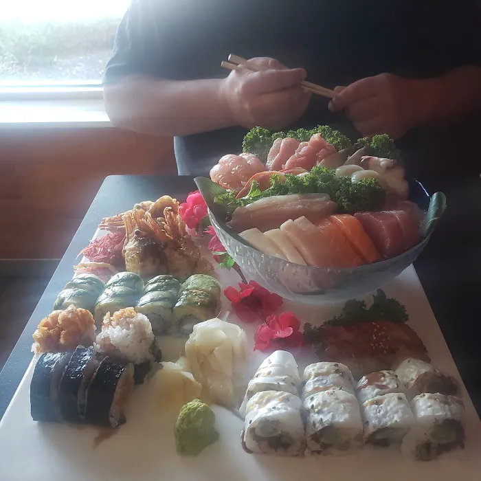 Okinawa Sushi Picture 4