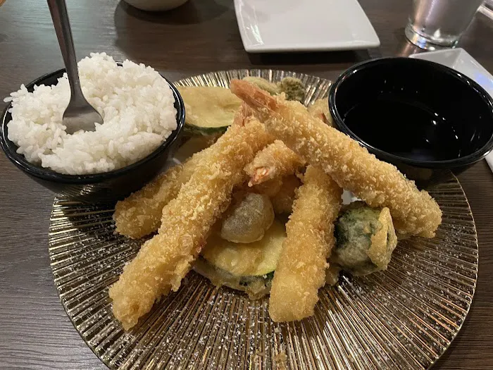 Go Fish Sushi Broomfield Picture 7