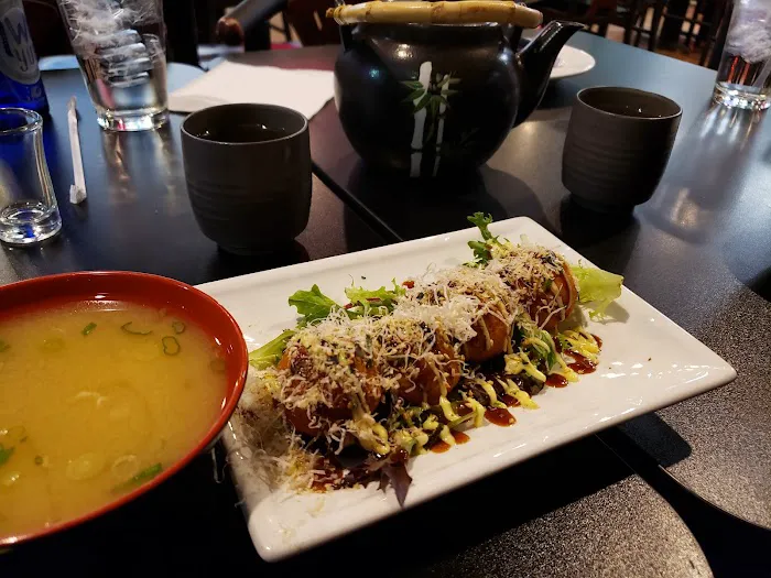 Nami Ramen & Poke Picture 9