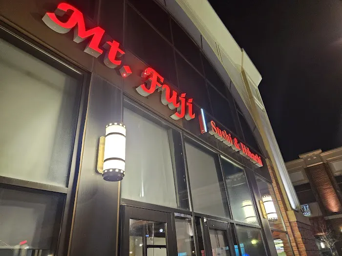 Mt. Fuji Sushi & Hibachi (Aurora) Picture 1