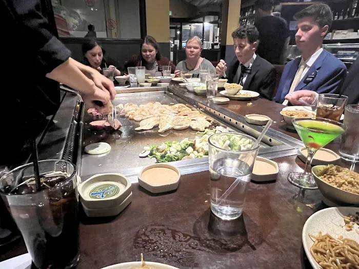 Mt. Fuji Sushi & Hibachi (Aurora) Picture 6