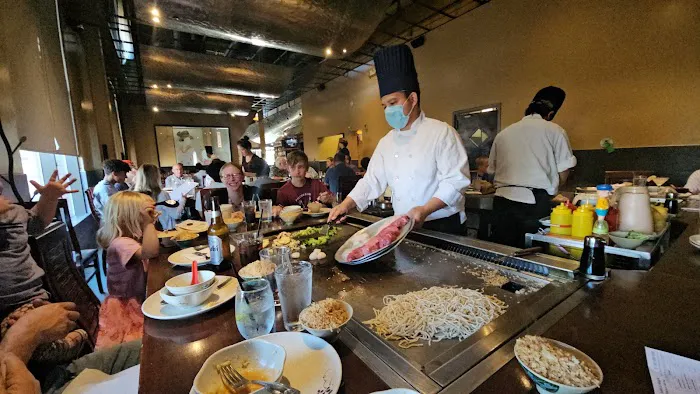 Mt. Fuji Sushi & Hibachi (Aurora) Picture 3