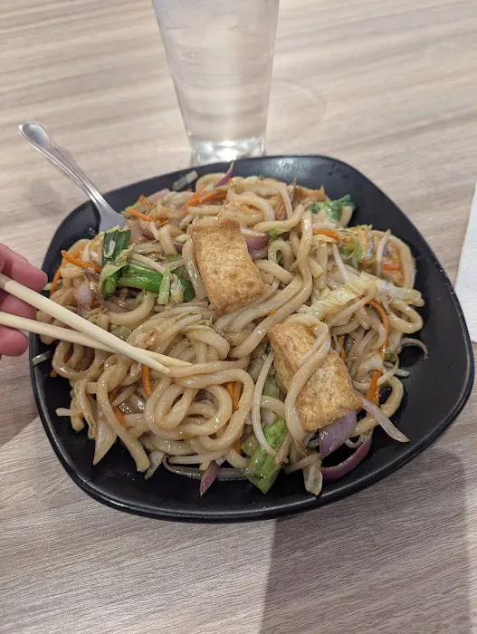 Udon Kaisha (Sushi & Noodles) Picture 5