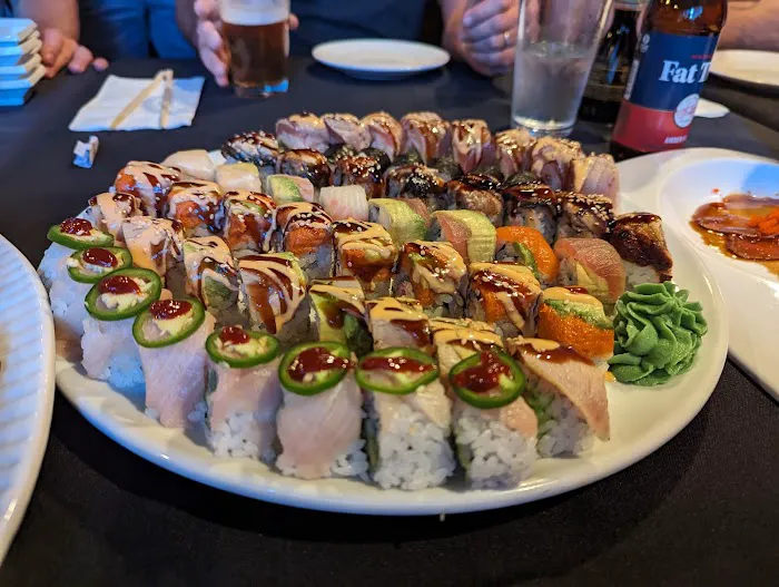 Yurihana Sushi Bar & Pan-Asian Cuisine Picture 9
