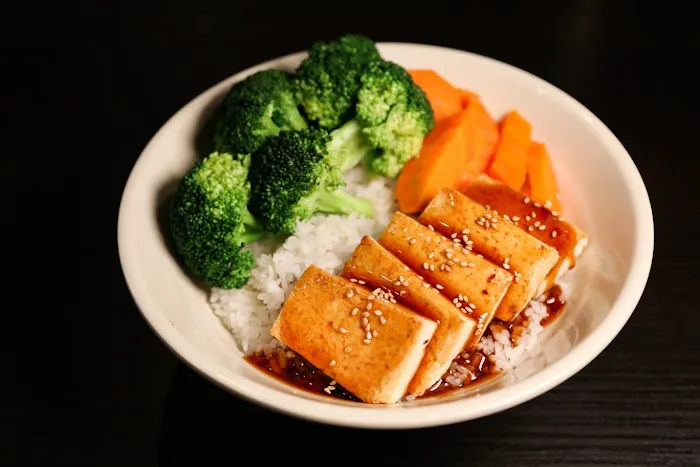 Mugi Ramen and Poke Picture 2