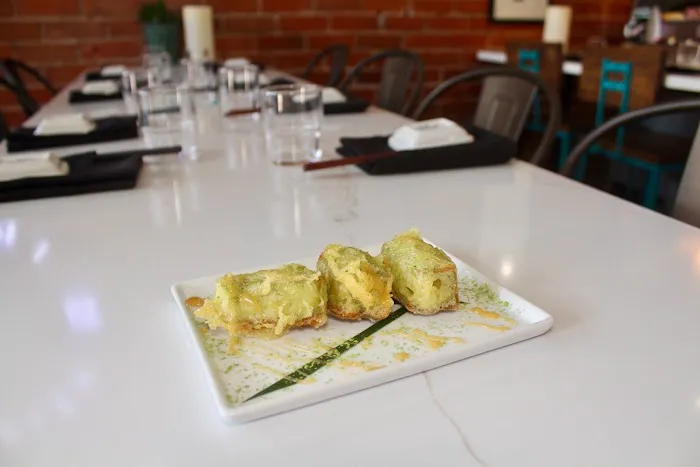 Blofish Sushi Picture 4