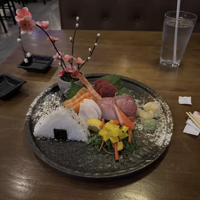Sumo Sushi & Grill Picture 3