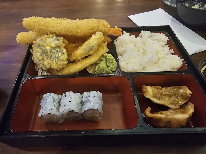 Sumo Sushi & Grill Picture 8
