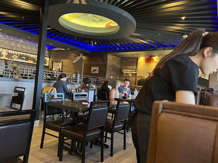 Sumo Sushi & Grill Picture 5
