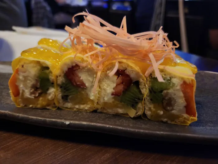 Sumo Sushi & Grill Picture 4