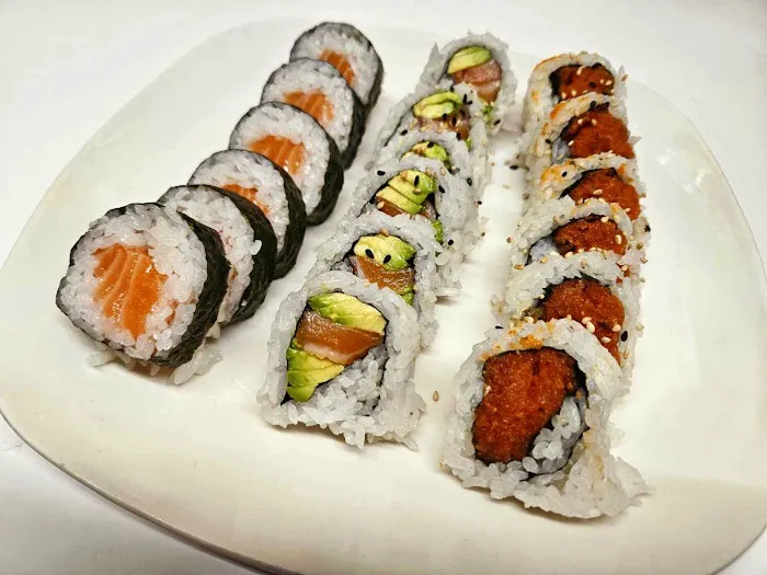 YOCOMO Sushi Picture 3