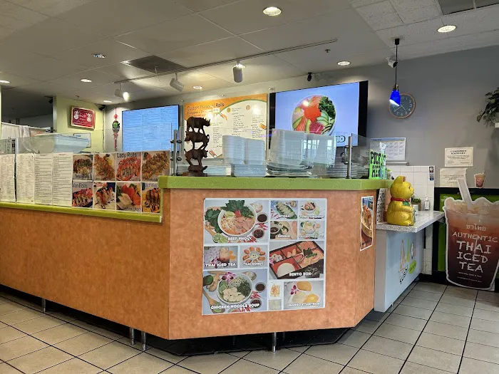 OnARoll Sushi Picture 3