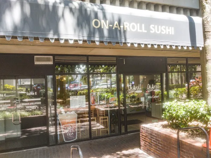 OnARoll Sushi Picture 5