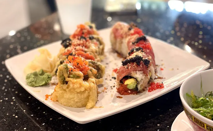 OnARoll Sushi Picture 8