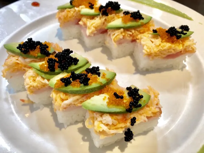 Samurai Blue Sushi & Sake Bar Picture 4