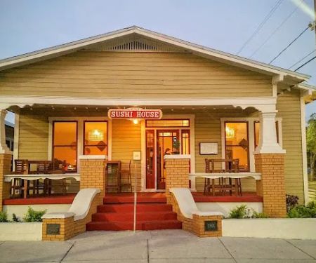 Sushi House by kazoku sushi