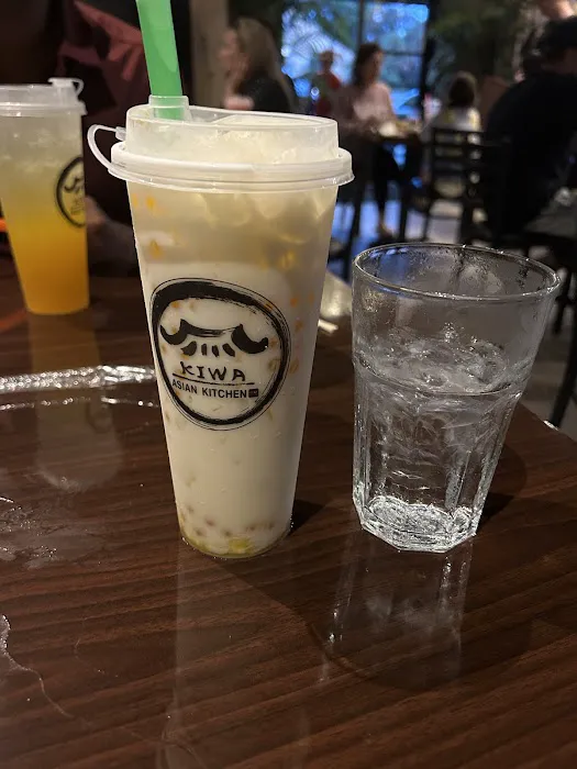 Kiwa Asian Kitchen Sushi, Korean, Bar & Boba Picture 2