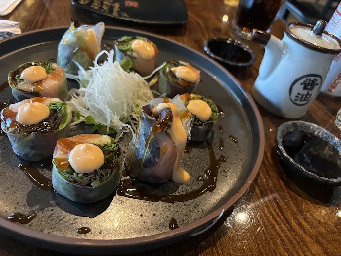 Kiwa Asian Kitchen Sushi, Korean, Bar & Boba Picture 8