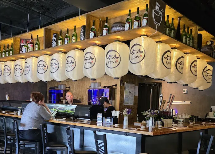 Kiwa Asian Kitchen Sushi, Korean, Bar & Boba Picture 7