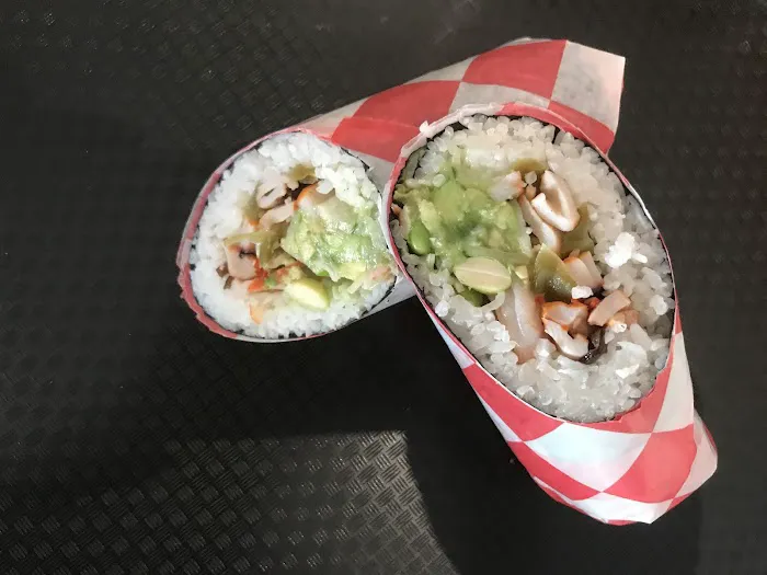 Sailing Poke Bowl Picture 4