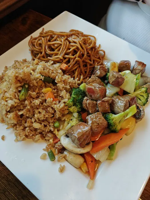 Kuchi Sushi & Hibachi Picture 6