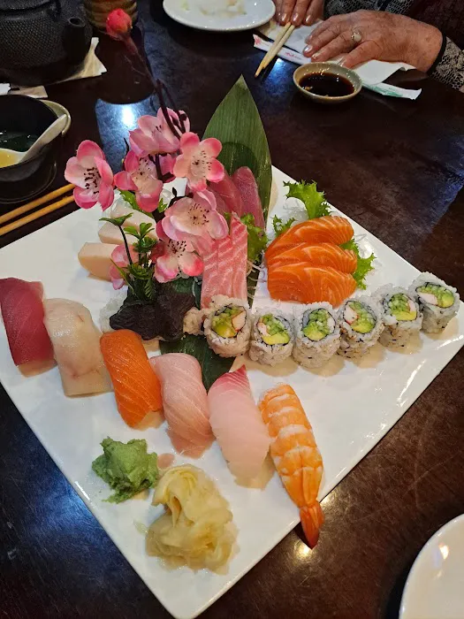 Osaka Sushi & Grill Picture 10