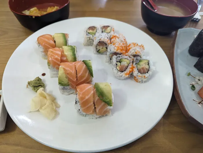 Tokyo Sushi Bar Picture 3