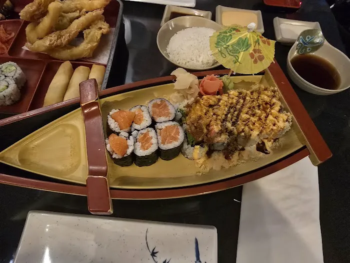 Yoshi Sushi Picture 7