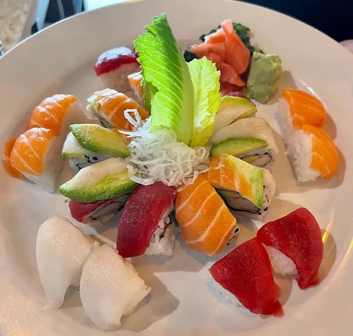 Oishi Sushi Bar Picture 3