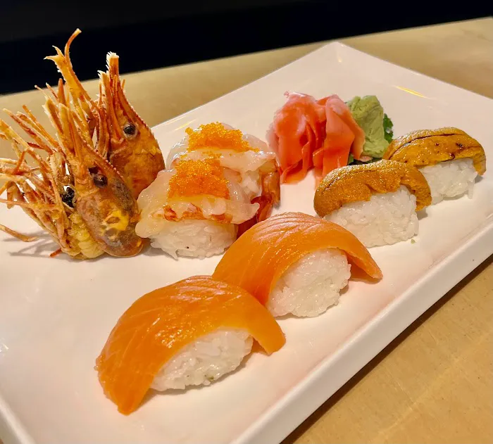 Oishi Sushi Bar Picture 5