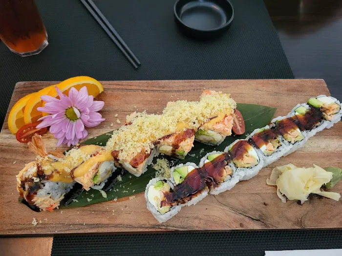 Takara Sushi Grill & Bar Picture 7