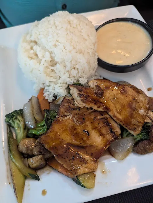 Takara Sushi Grill & Bar Picture 5